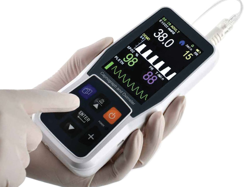 Handheld Capnograph and Oximeter